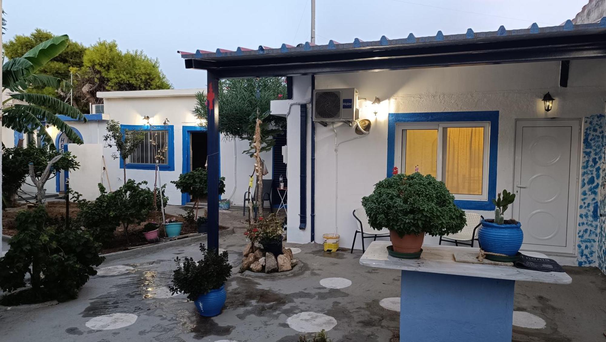 4 Seasons Suites Paradise Near Athens Airport Markópoulon Екстериор снимка