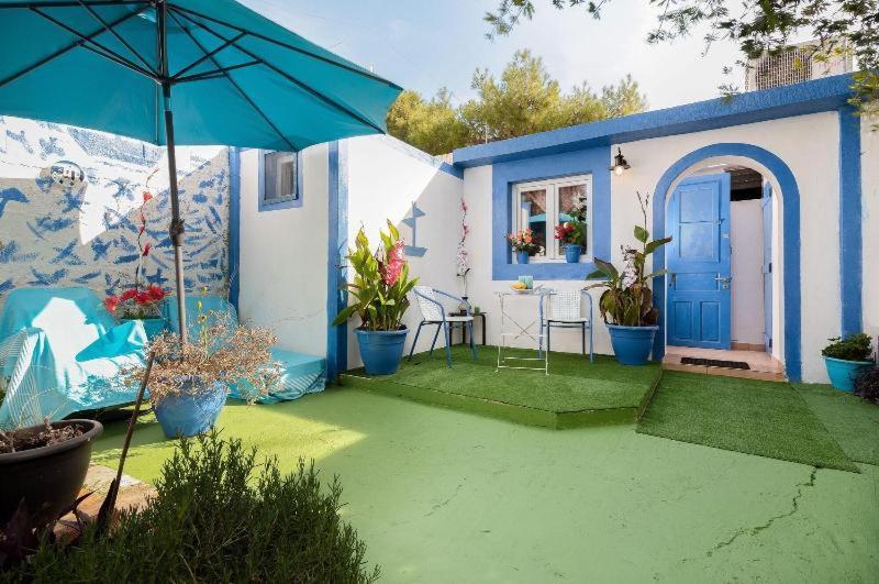 4 Seasons Suites Paradise Near Athens Airport Markópoulon Екстериор снимка